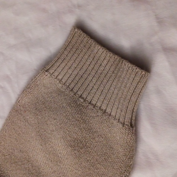 Zara size L-XL men's tan wool  blend oversized sweater. - Picture 8 of 15